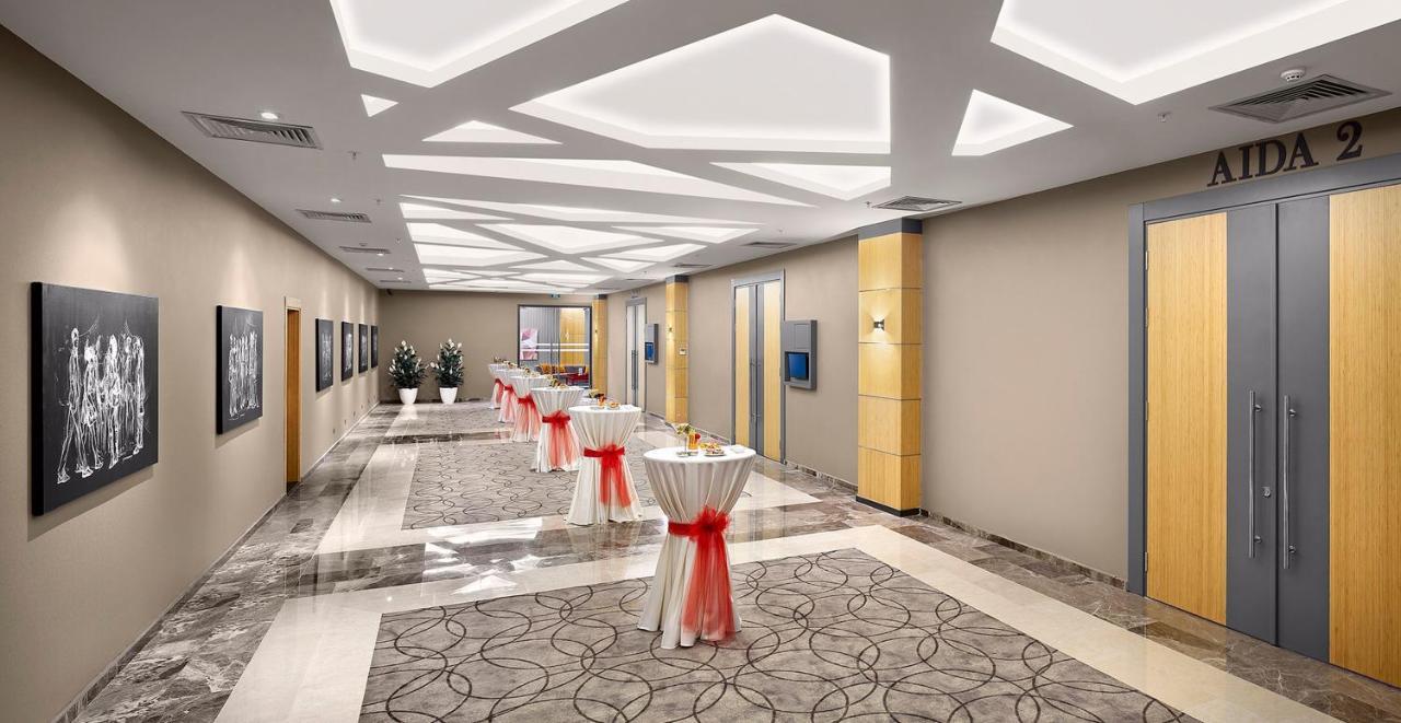 Ramada Plaza By Wyndham Eskişehir Esterno foto